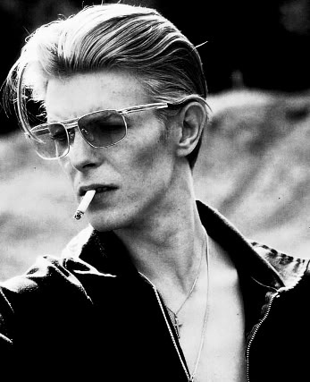 #The Laughing Gnome: David Bowie Takes A Drag 2
