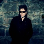 PREVIEW: Echo and The Bunnymen - Lovers On The Run