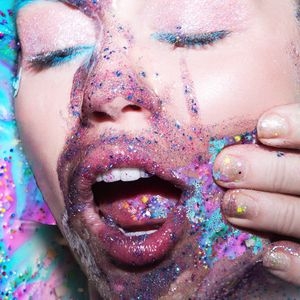 Miley Cyrus - Miley Cyrus and Her Dead Petz (Smiley Miley Inc.)