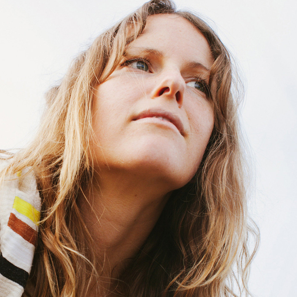 Track of the Day #846: The Field - Reflecting Lights (Kaitlyn Aurelia Smith Remix)