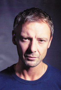 Actor John Simm urges people to unite in face of Manchester concert tragedy
