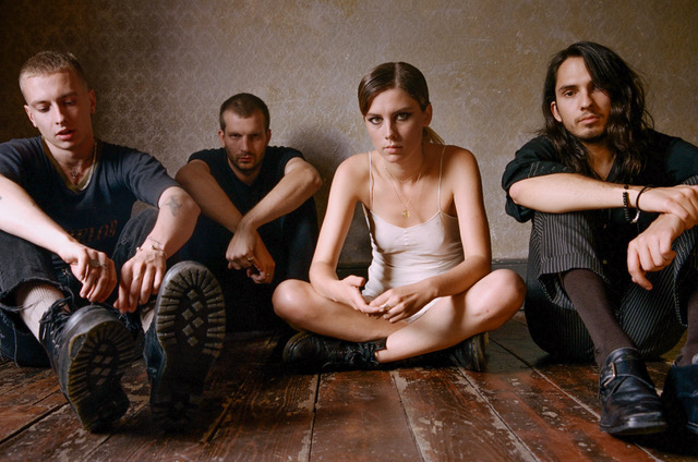 NEWS: Wolf Alice share 'Beautifully Unconventional'