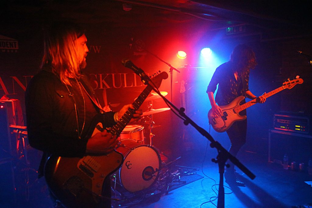Band Of Skulls Live
