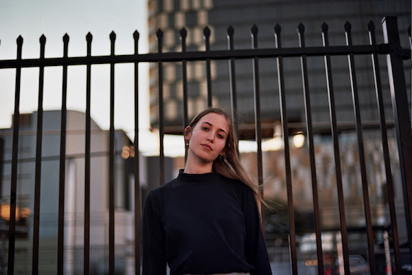 NEWS: Hatchie signs to Heavenly Records & Announces UK Tour