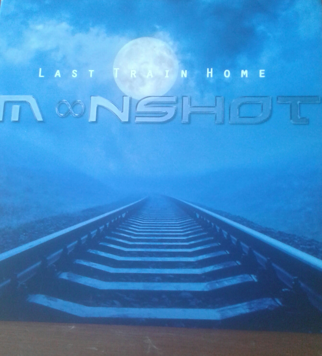 Moonshot - Last Train Home (Figure And Ground Records)
