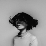 NEWS: Kelly Lee Owens collaborates with John Cale on foreboding bilingual single 'Corner Of My Sky'