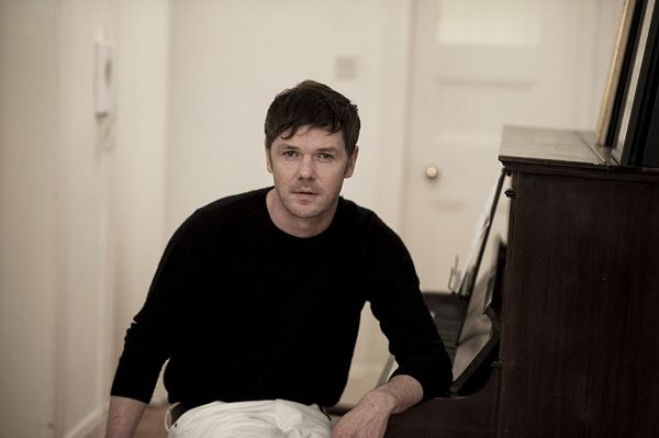 NEWS: Roddy Woomble reveals new single and announces new album and tour 2