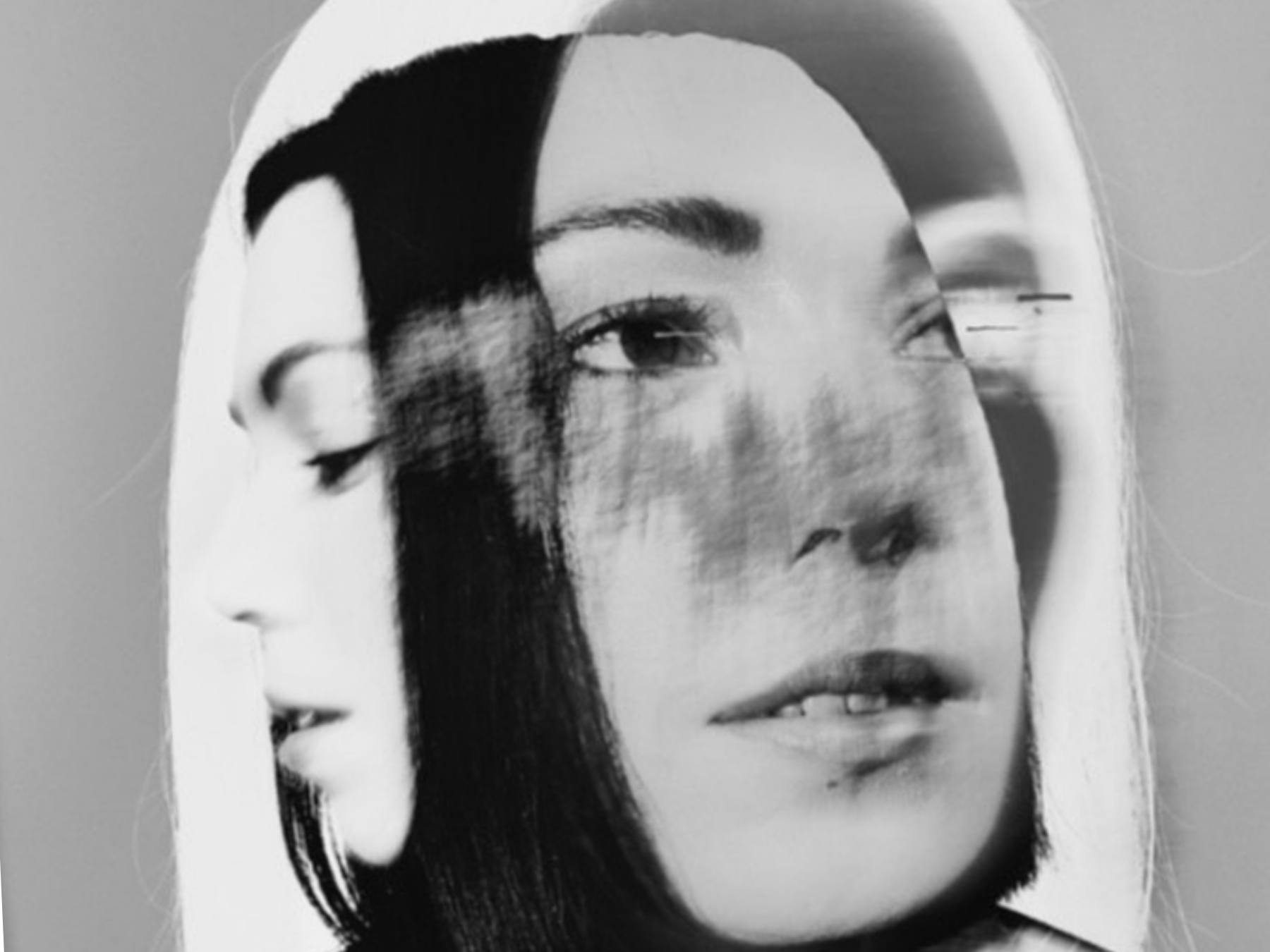 NEWS: Kelly Lee Owens shares details of her third album 'LP.8' & Emergency wake up call 'Sonic 8' 3