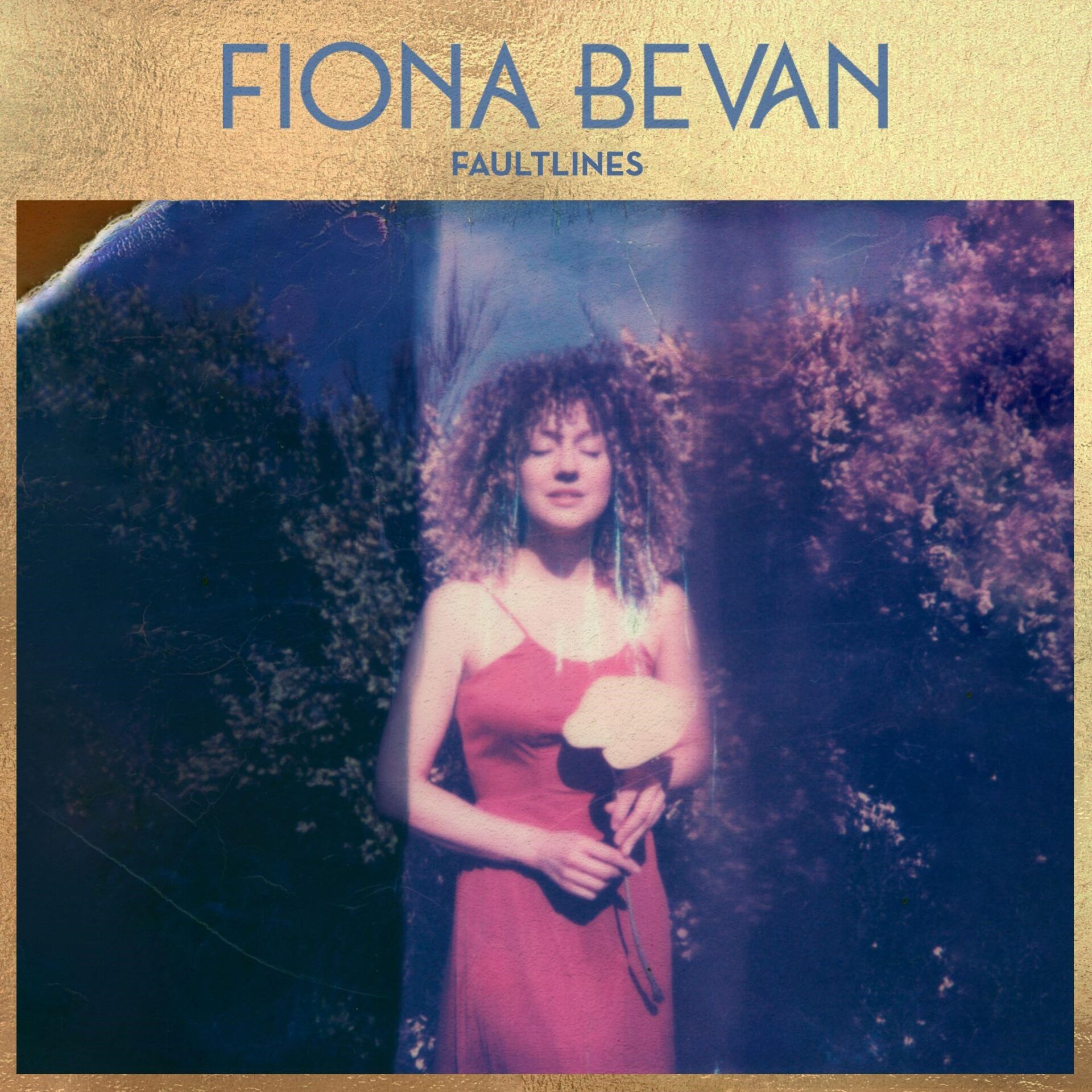 NEWS: Fiona Bevan releases new single Faultlines