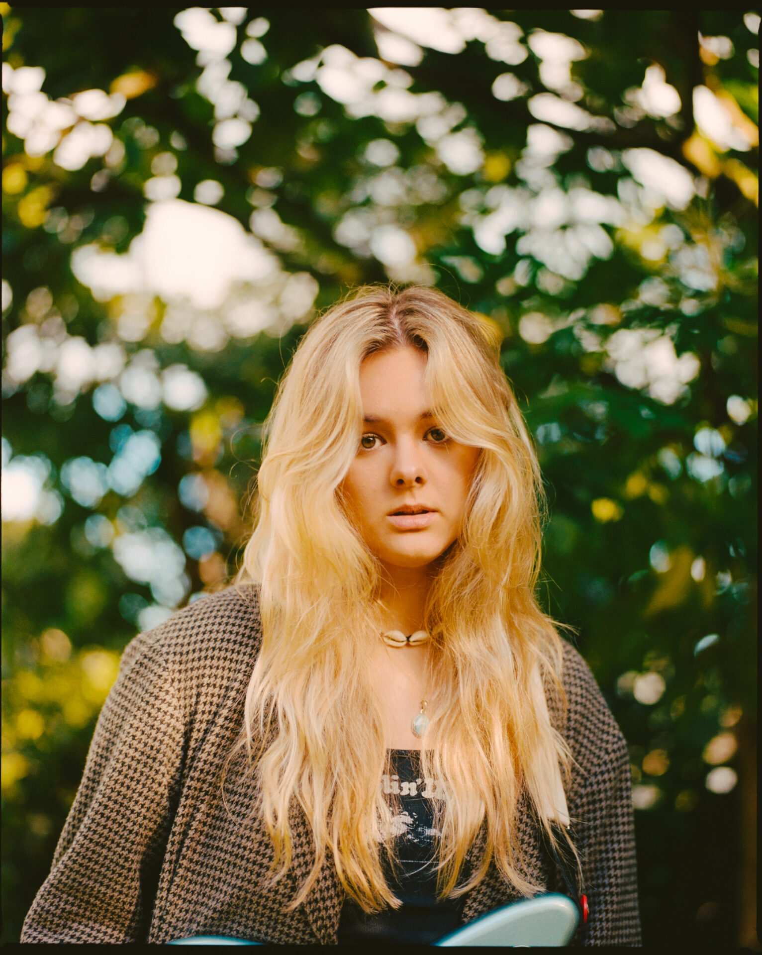 NEWS: Cornish producer Bailey Tomkinson releases her latest countryside single 'Graceland'