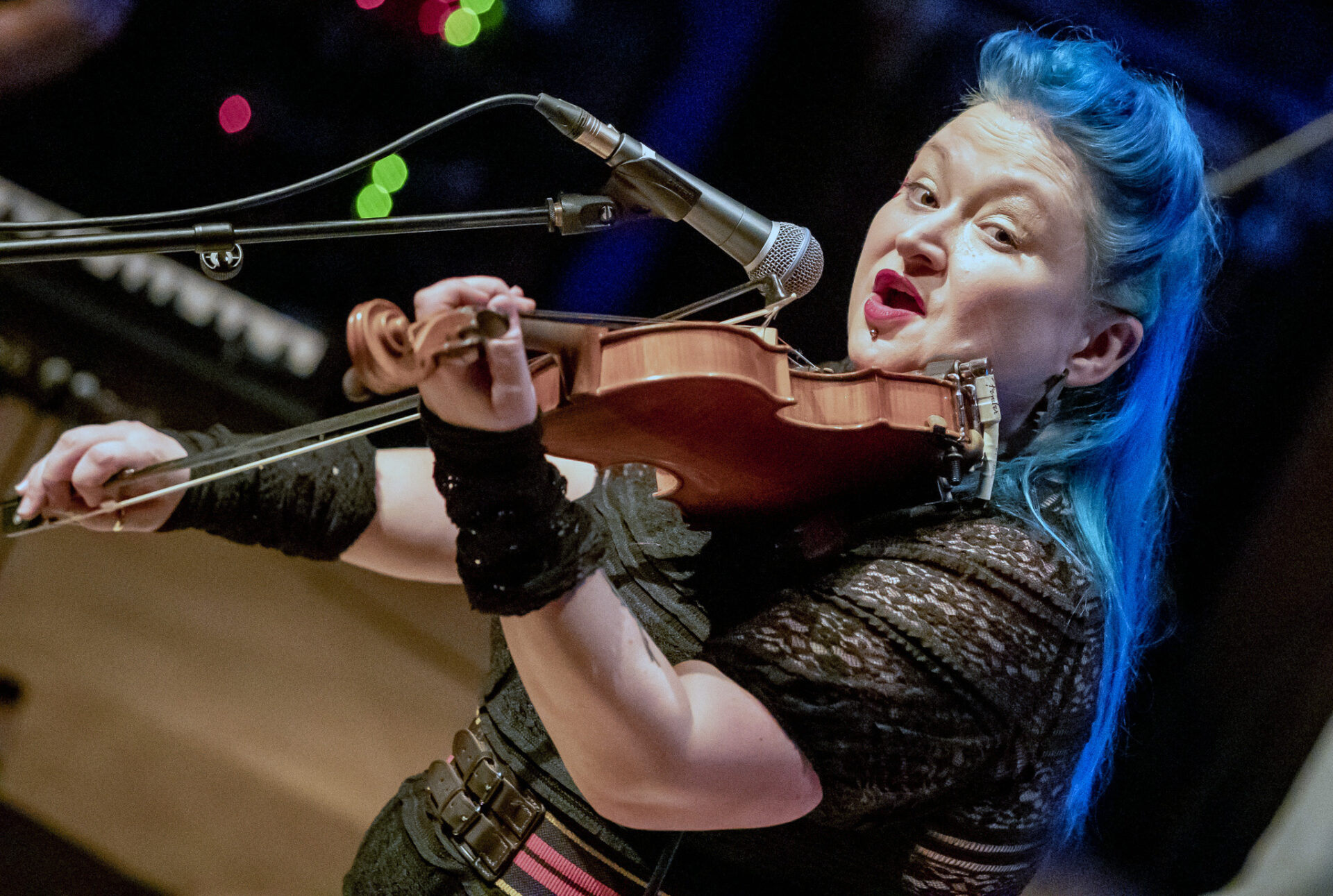 LIVE: Eliza Carthy & The Restitution – Howard Assembly Room, Leeds, 25/11/2022 1