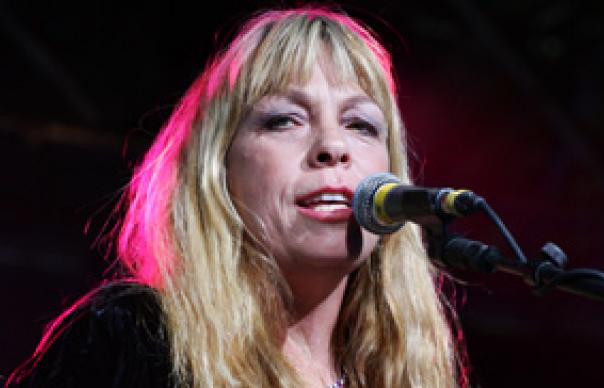 NEWS: Rickie Lee Jones announces new album and unveils first track