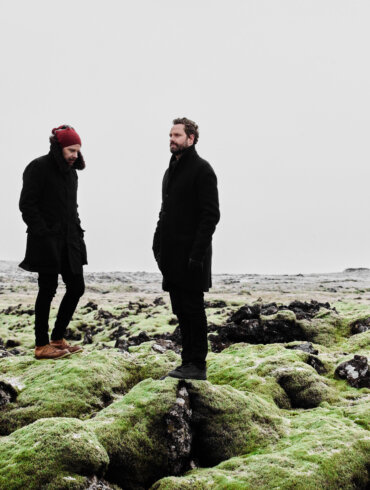 NEWS: A Winged Victory for the Sullen share new single 'All Our Friends are Vampires' ahead of live UK dates 3