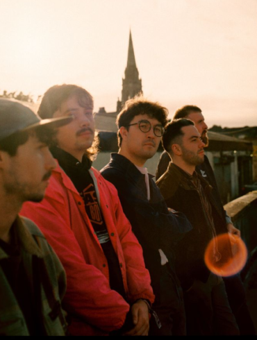 NEWS: Gurriers unleash 'Sign of the Times' single